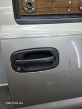 1999-2006 Chevrolet Silverado / GMC Sierra 1500 2500 3500 HD Front Passenger side Door RH
