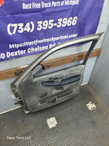 1999-2006 Chevrolet Silverado / GMC Sierra 1500 2500 3500 HD Front Passenger side Door RH