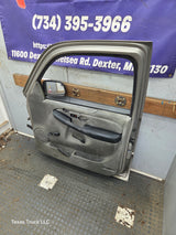 1999-2006 Chevrolet Silverado / GMC Sierra 1500 2500 3500 HD Front Passenger side Door RH