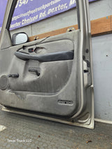 1999-2006 Chevrolet Silverado / GMC Sierra 1500 2500 3500 HD Front Passenger side Door RH