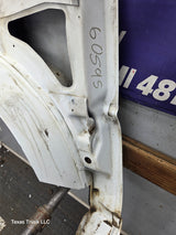 2003-2007 Chevrolet Silverado / Tahoe / Suburban 1500 2500 3500 HD RH Passenger Side "Cateye" Front Fender