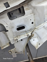 2003-2007 Chevrolet Silverado / Tahoe / Suburban 1500 2500 3500 HD RH Passenger Side "Cateye" Front Fender