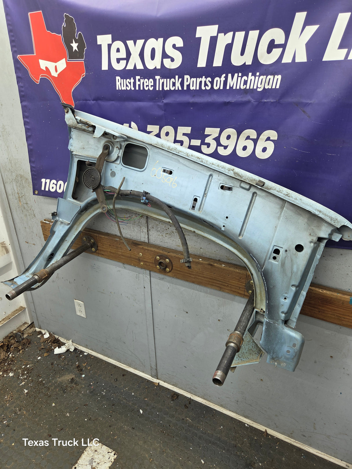 1988-1998 Chevrolet / GMC 1500 2500 3500 Left Hand Driver Side Front Fender