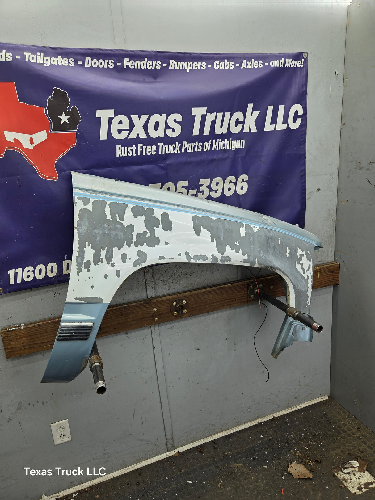 1988-1998 Chevrolet / GMC 1500 2500 3500 Right Hand Passenger Side Front Fender