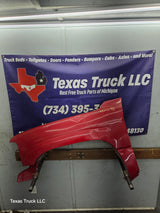 1999-2002 Chevrolet Silverado / Tahoe / Suburban 1500 2500 3500 HD LH Driver Side Front Fender