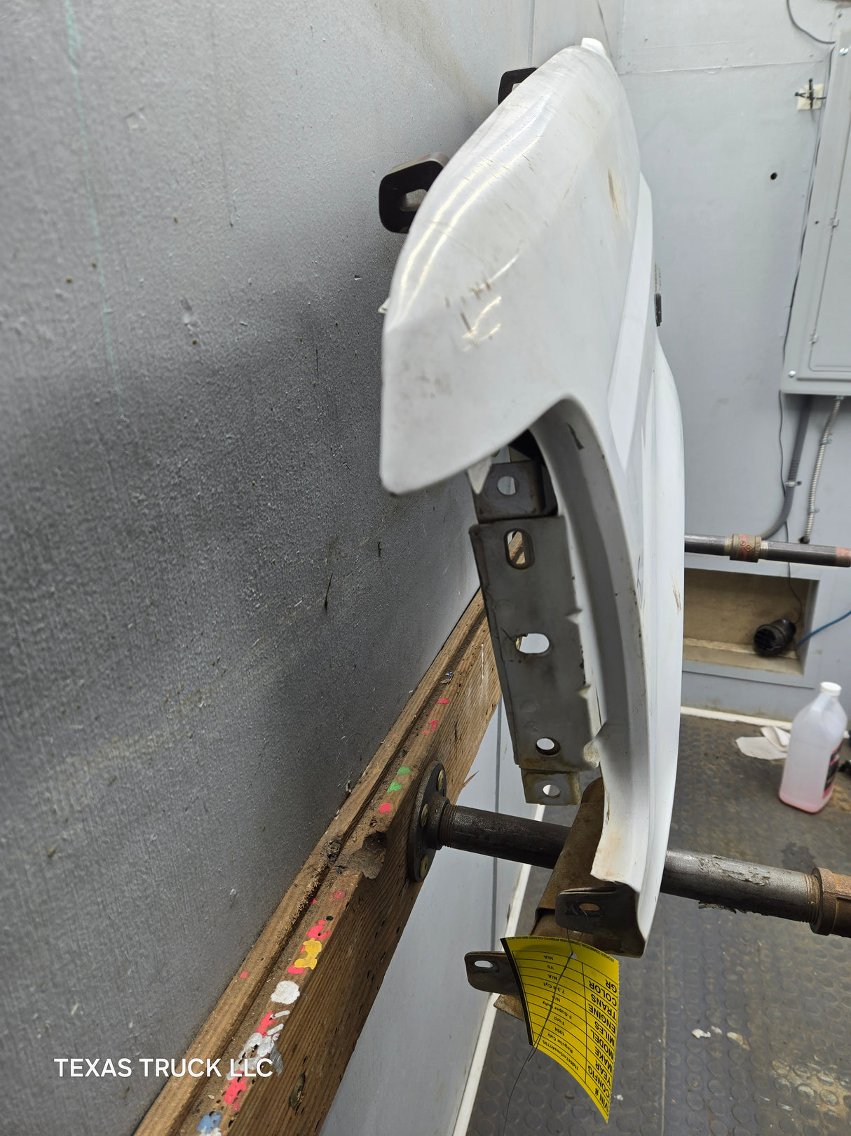 1992-1997 OBS Ford F Series F250 F350 F450 F550 Driver Side LH Front Fender