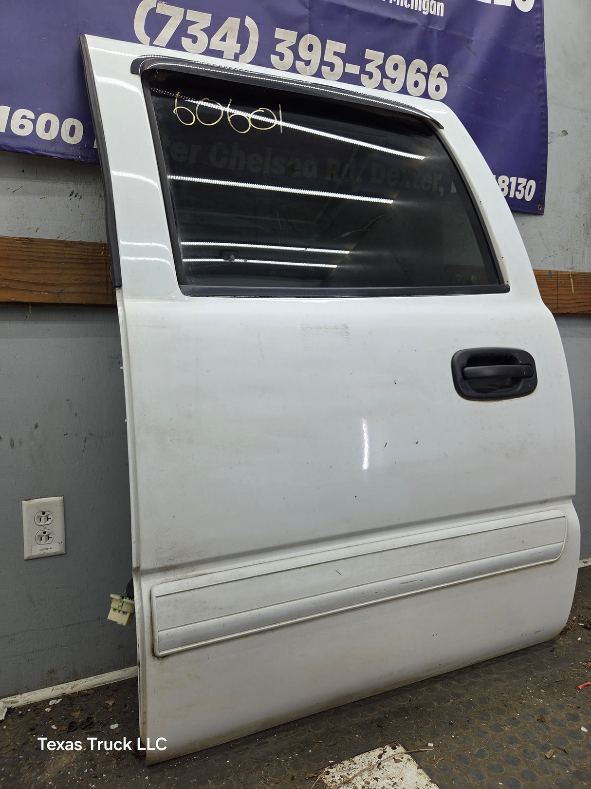 1999-2006 Chevrolet Silverado / GMC Sierra 1500 2500 3500 HD Rear Driver Side Crew Cab