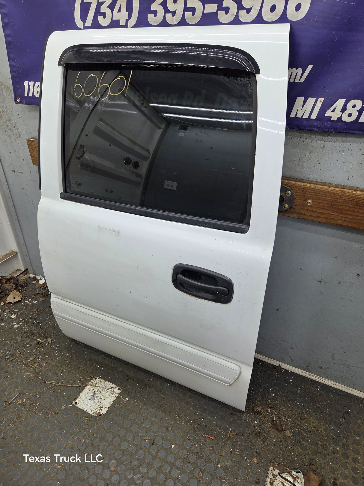 1999-2006 Chevrolet Silverado / GMC Sierra 1500 2500 3500 HD Rear Driver Side Crew Cab