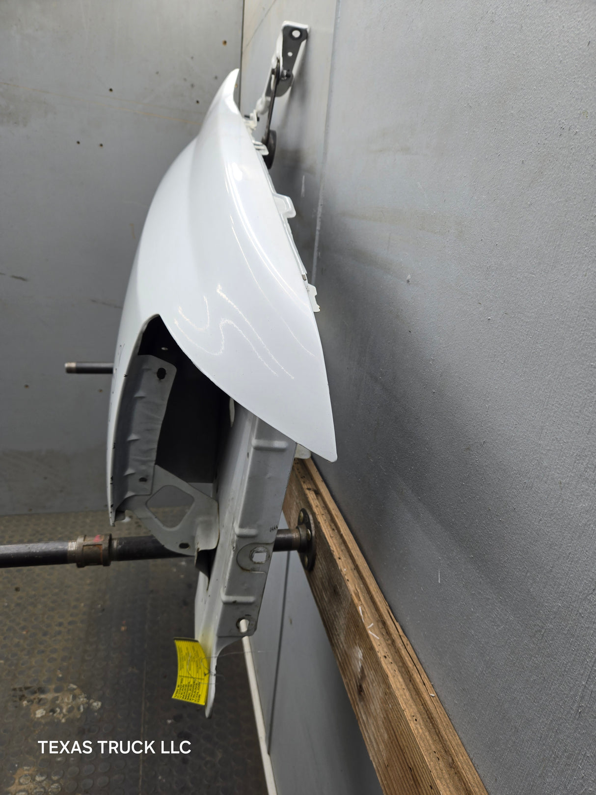 2007-2013 Chevrolet Silverado Passenger Side Front RH Fender 1500 2500 3500 HD