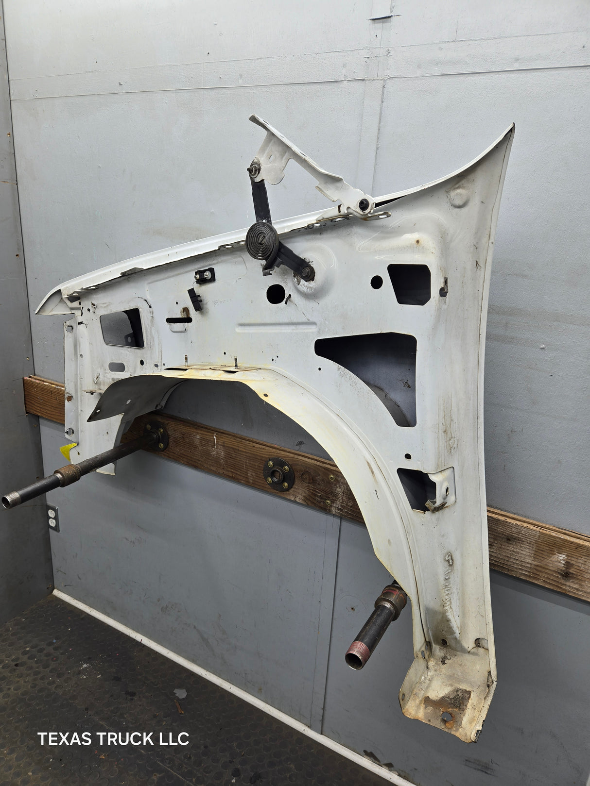 2007-2013 Chevrolet Silverado Passenger Side Front RH Fender 1500 2500 3500 HD