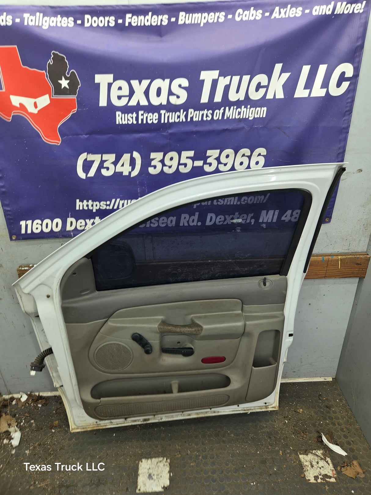 2003-2008 Dodge Ram 3rd Gen Passenger Side Front Quad Cab Crew Cab Door 1500 2500 3500 4500 5500