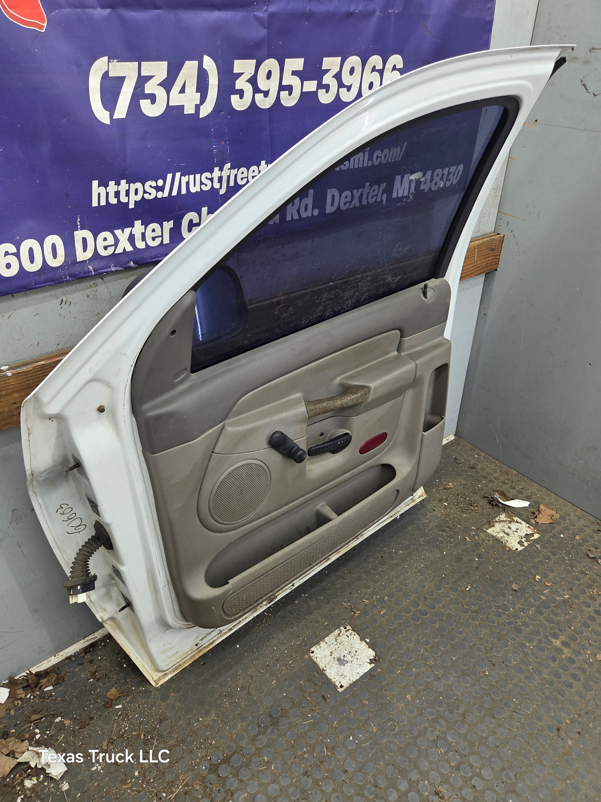 2003-2008 Dodge Ram 3rd Gen Passenger Side Front Quad Cab Crew Cab Door 1500 2500 3500 4500 5500