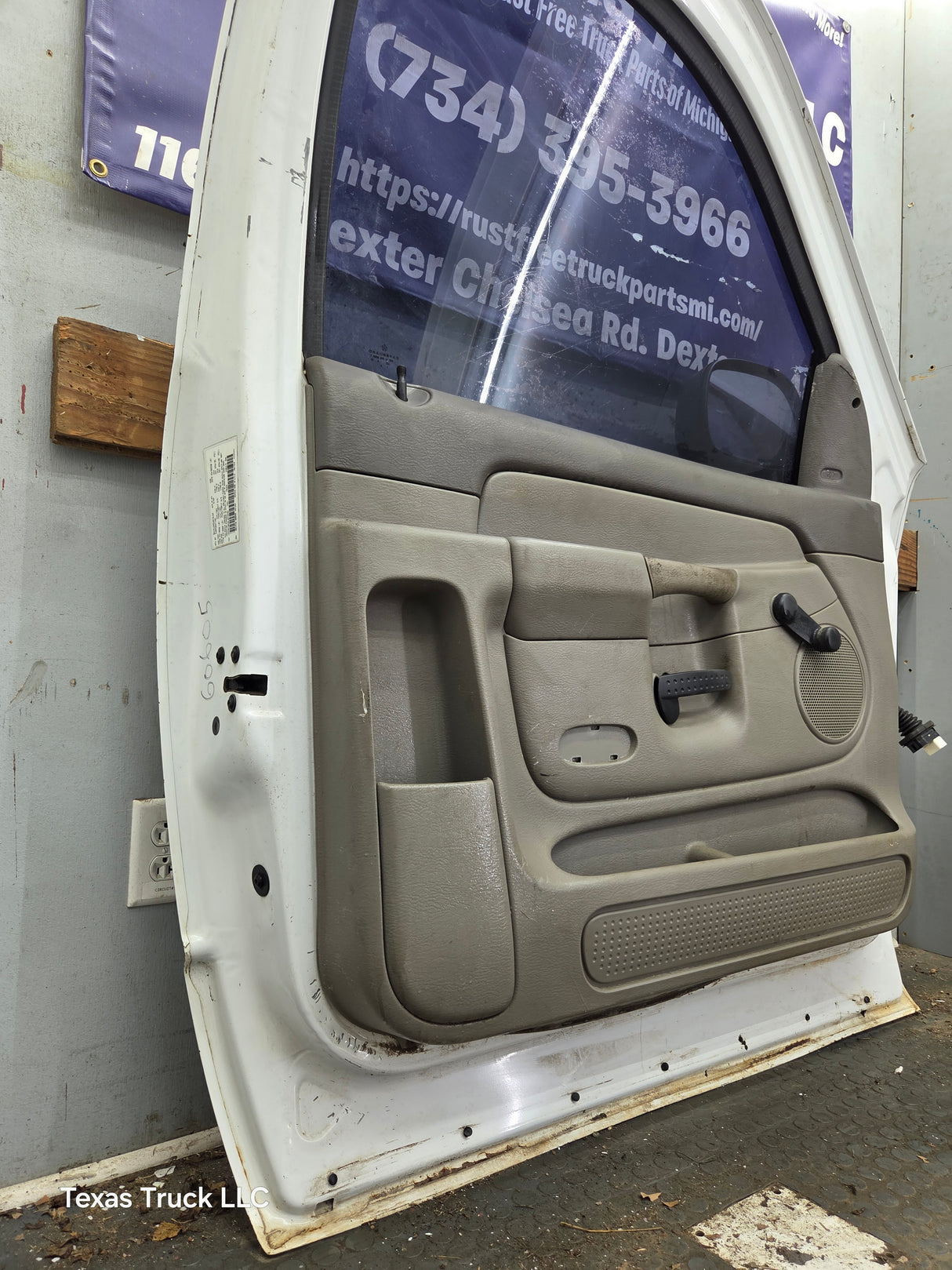 2003-2008 Dodge Ram 3rd Gen Driver Side Front Quad Cab Crew Cab Door 1500 2500 3500 4500 5500