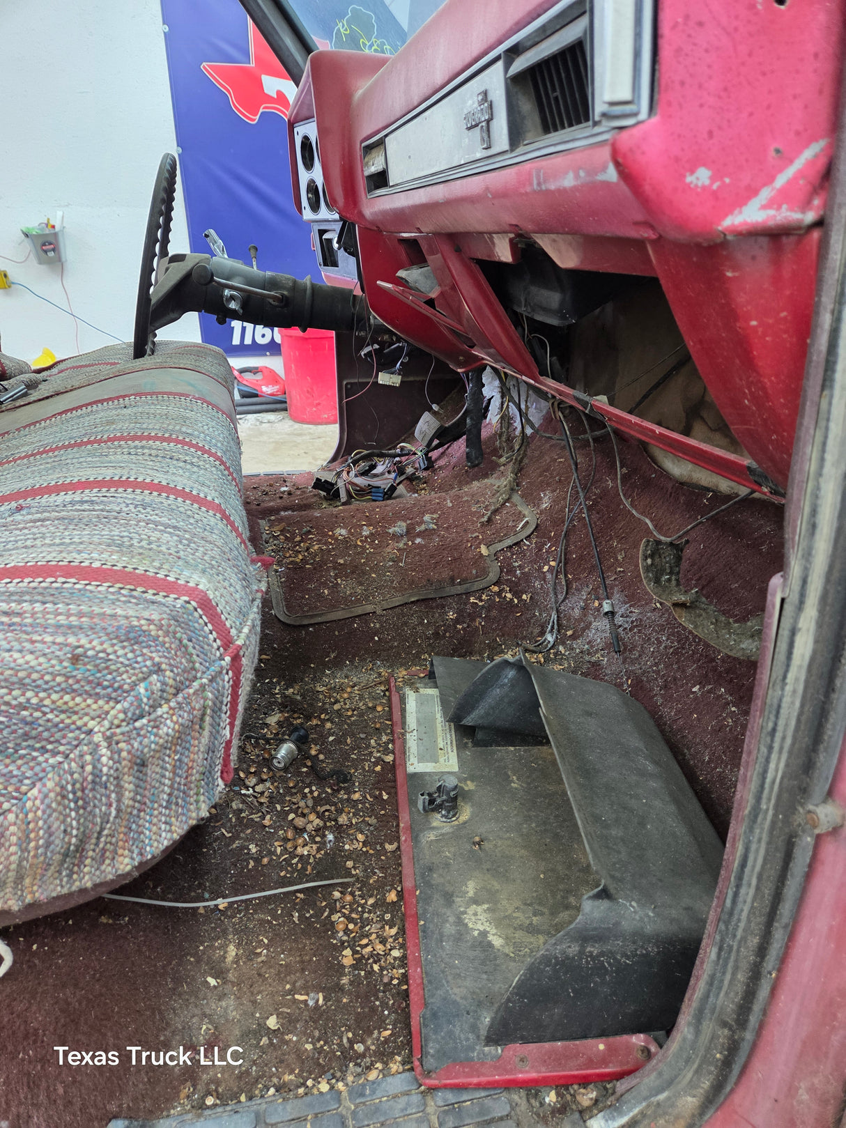 1973-1987 Chevrolet / GMC Square Body Regular Cab Truck Cab K series / C series