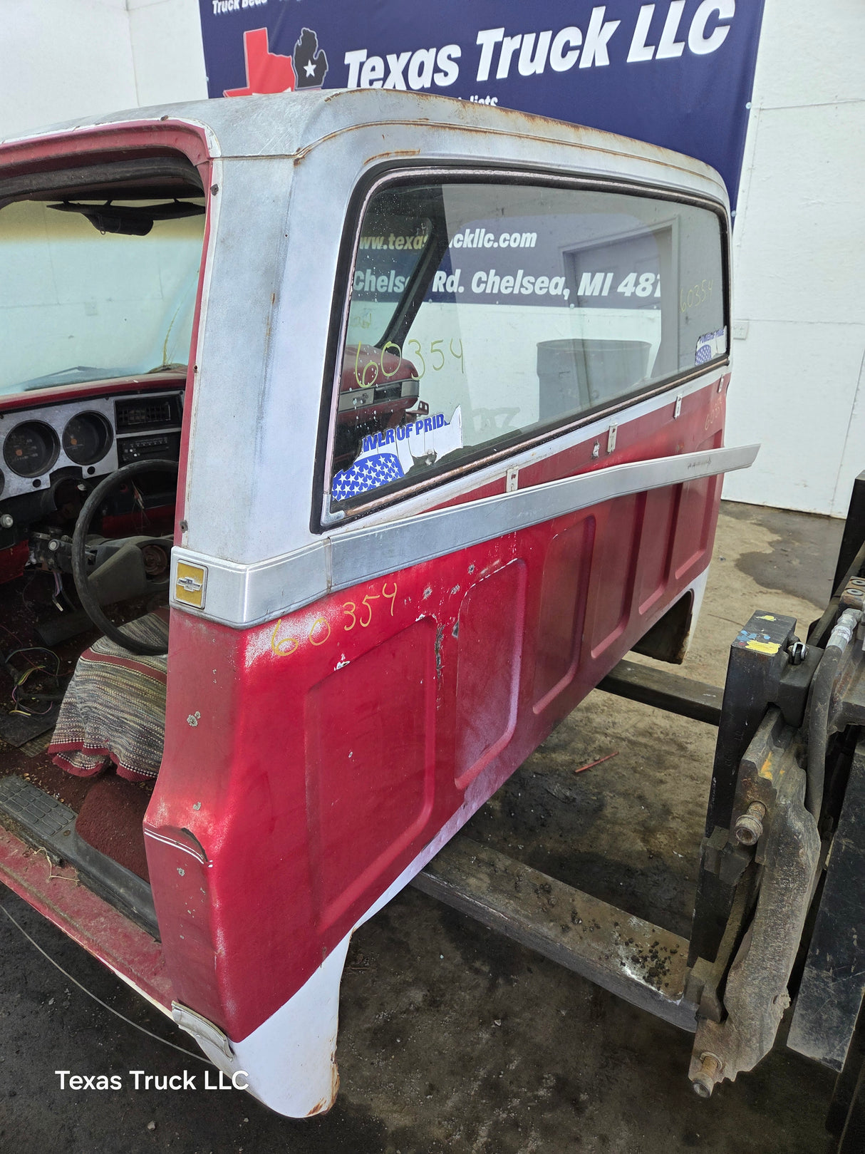 1973-1987 Chevrolet / GMC Square Body Regular Cab Truck Cab K series / C series