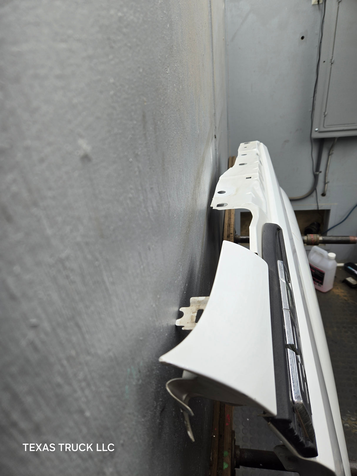 2011-2016 Ford Super Duty F250 F350 RH Passenger Side Front Fender Quarter Panel - Oxford White