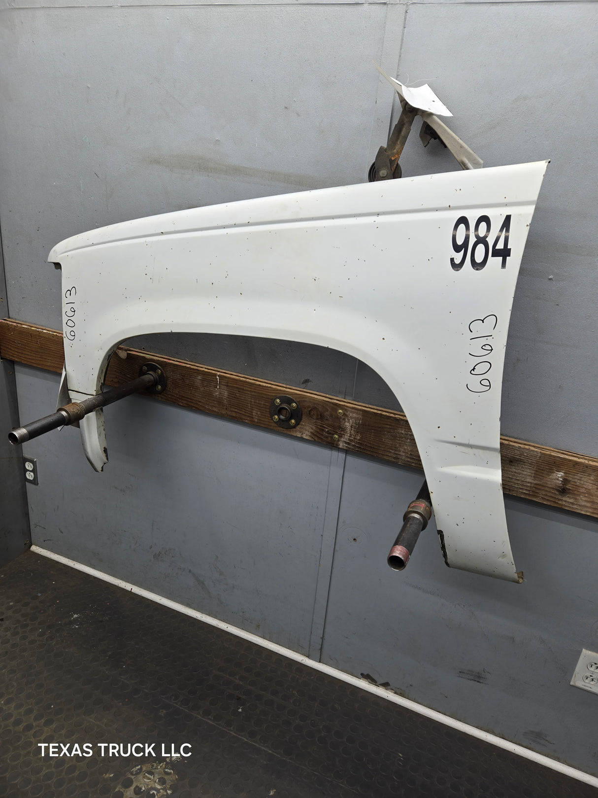 1988-1998 Chevrolet / GMC 1500 2500 3500 Left Hand Driver Side Front Fender