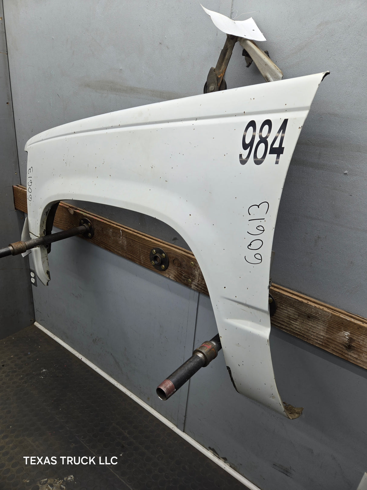 1988-1998 Chevrolet / GMC 1500 2500 3500 Left Hand Driver Side Front Fender