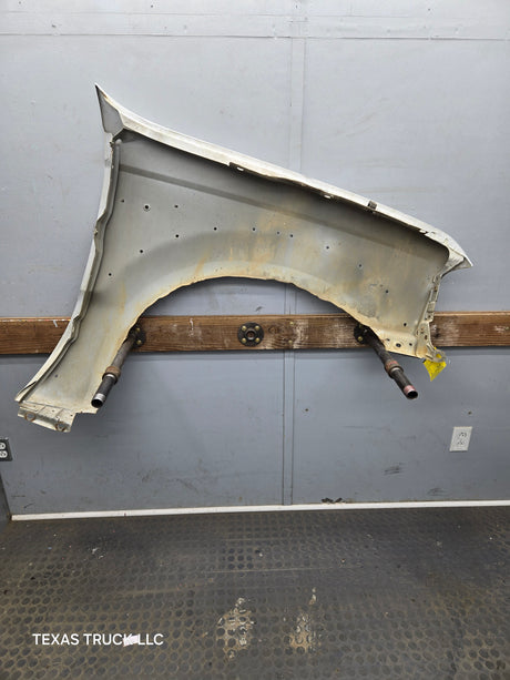 1999-2007 Ford Super Duty LH Driver Side Front Fender F450 F550 Excursion