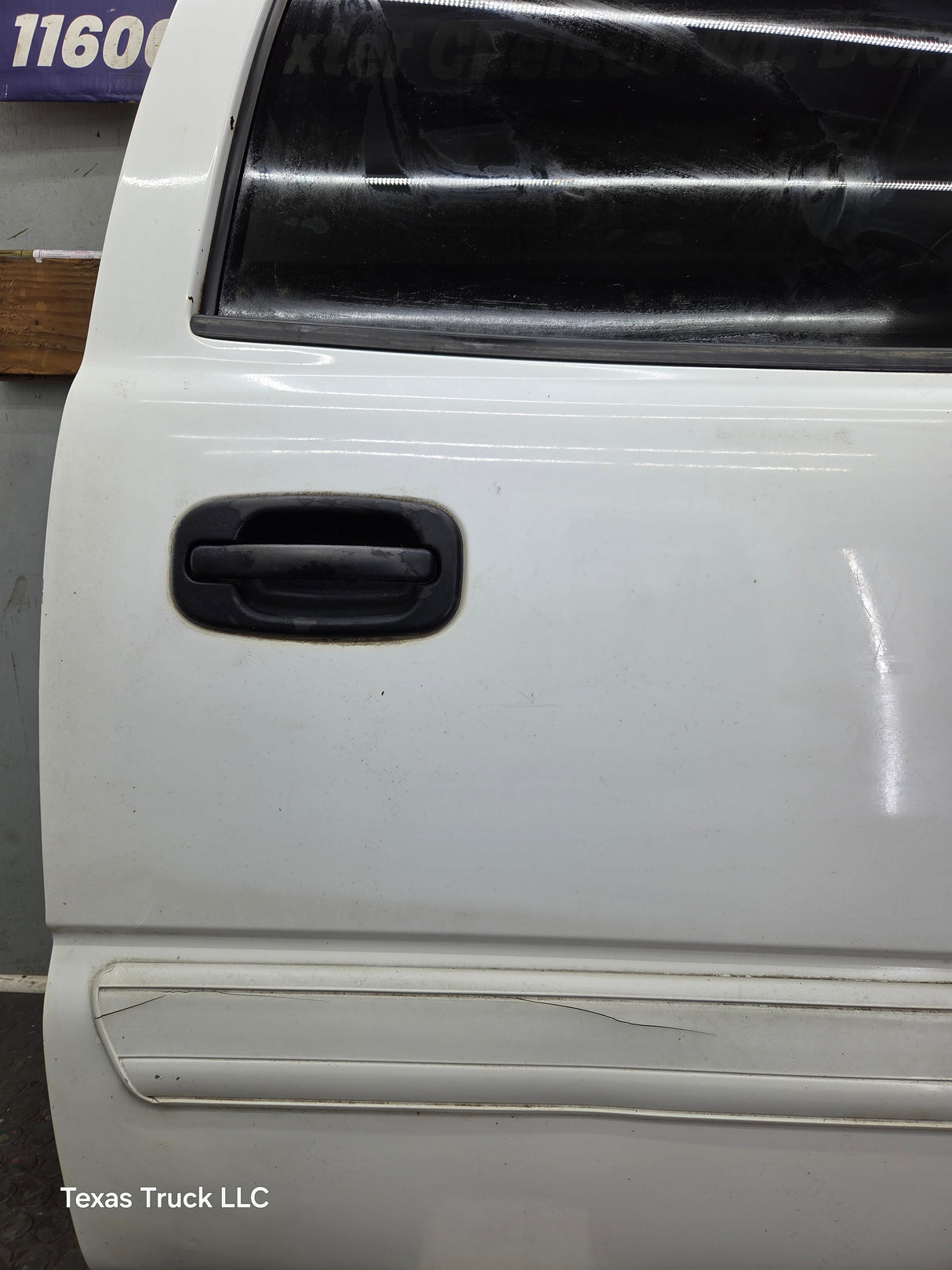 1999-2006 Chevrolet Silverado / GMC Sierra 1500 2500 3500 HD Rear Passenger Side Crew Cab Door RH