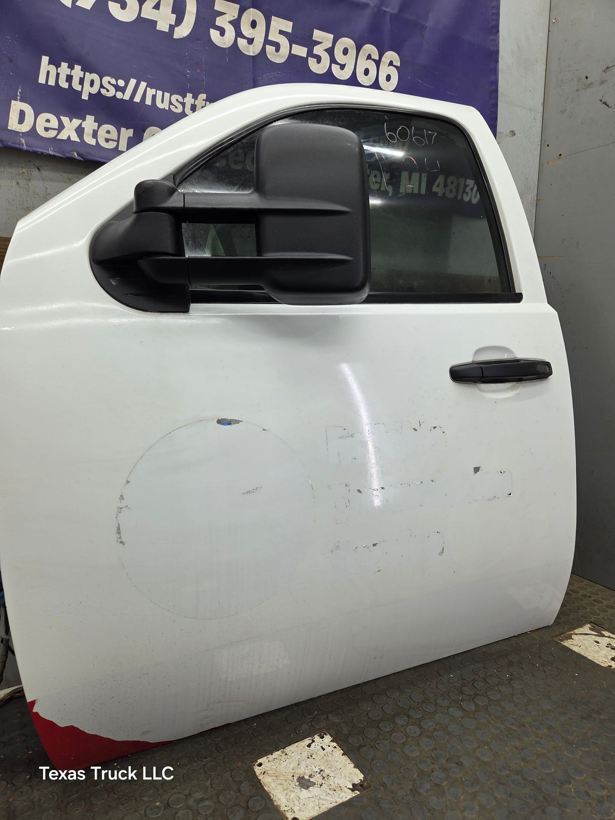 2007-2013 Chevrolet Silverado / GMC Sierra 1500 2500 3500 HD LH Front Driver Side Door
