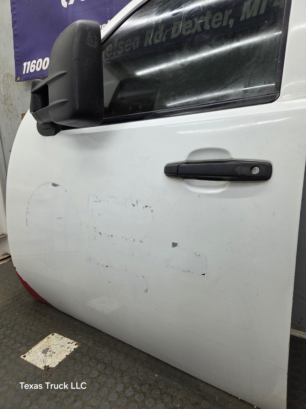 2007-2013 Chevrolet Silverado / GMC Sierra 1500 2500 3500 HD LH Front Driver Side Door