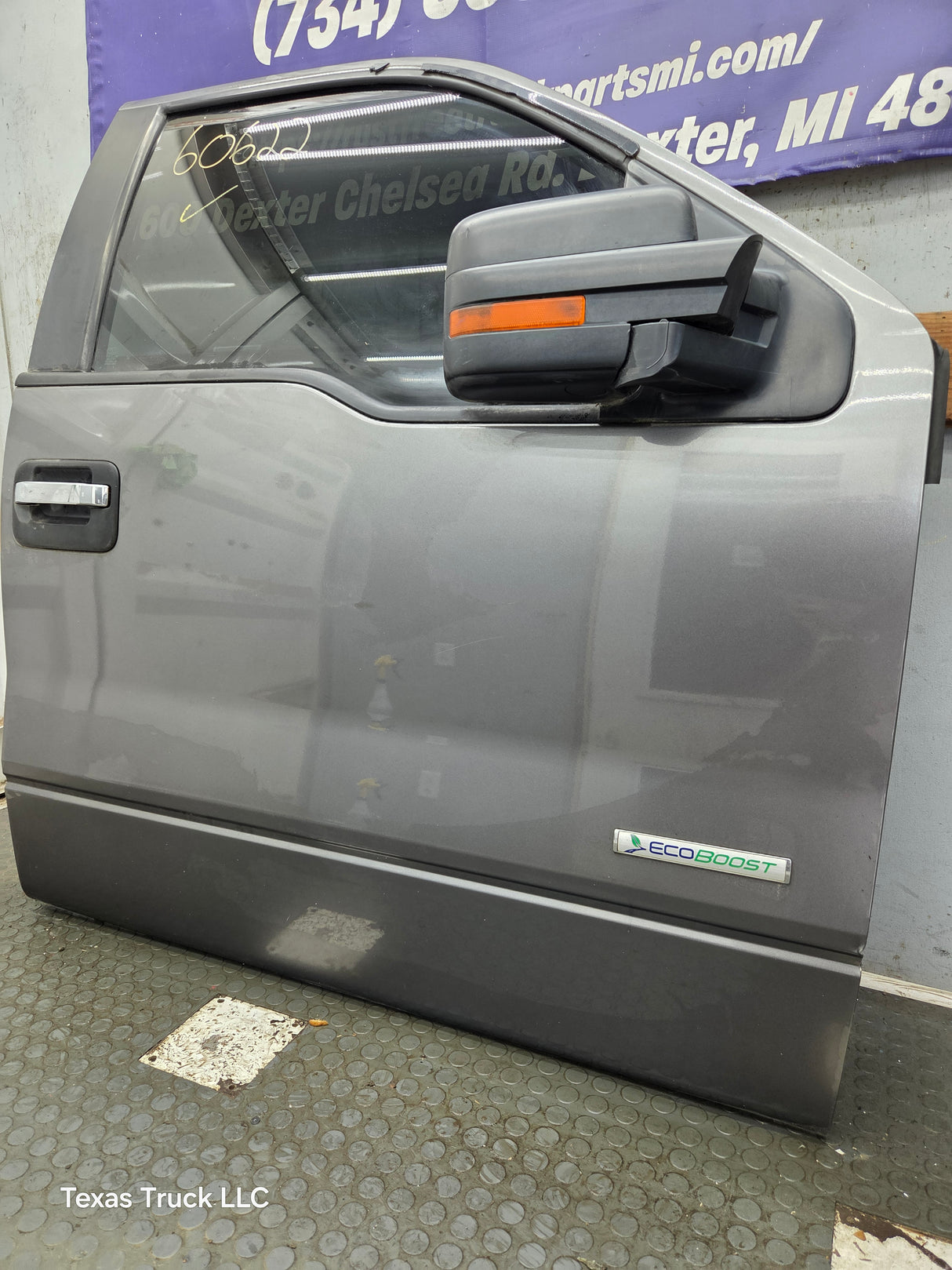 2009-2014 Ford F150 RH Passenger Side Front Door