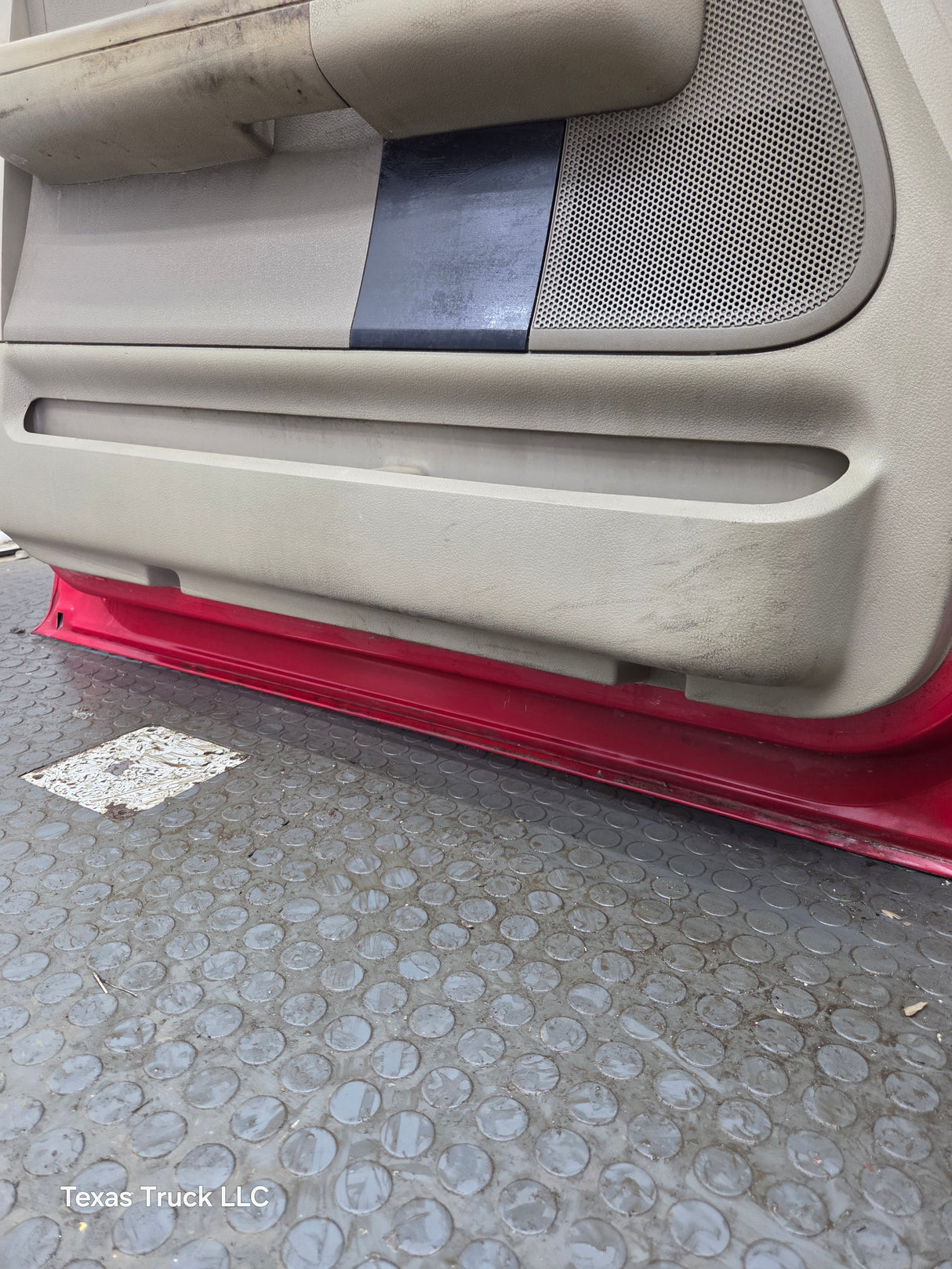 2004-2008 Ford F150 Driver Side Extended/Regular Cab Front Door LH
