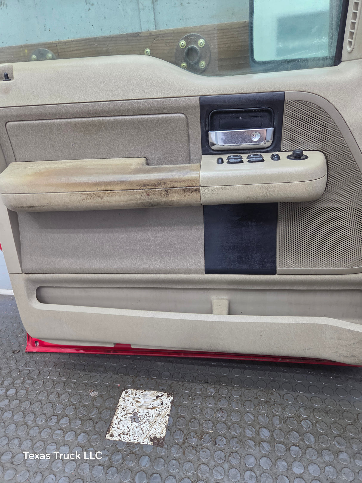 2004-2008 Ford F150 Driver Side Extended/Regular Cab Front Door LH