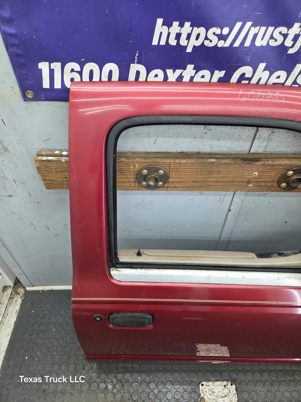 1993-2002 Ford Ranger Passenger Side Front Right Hand Door