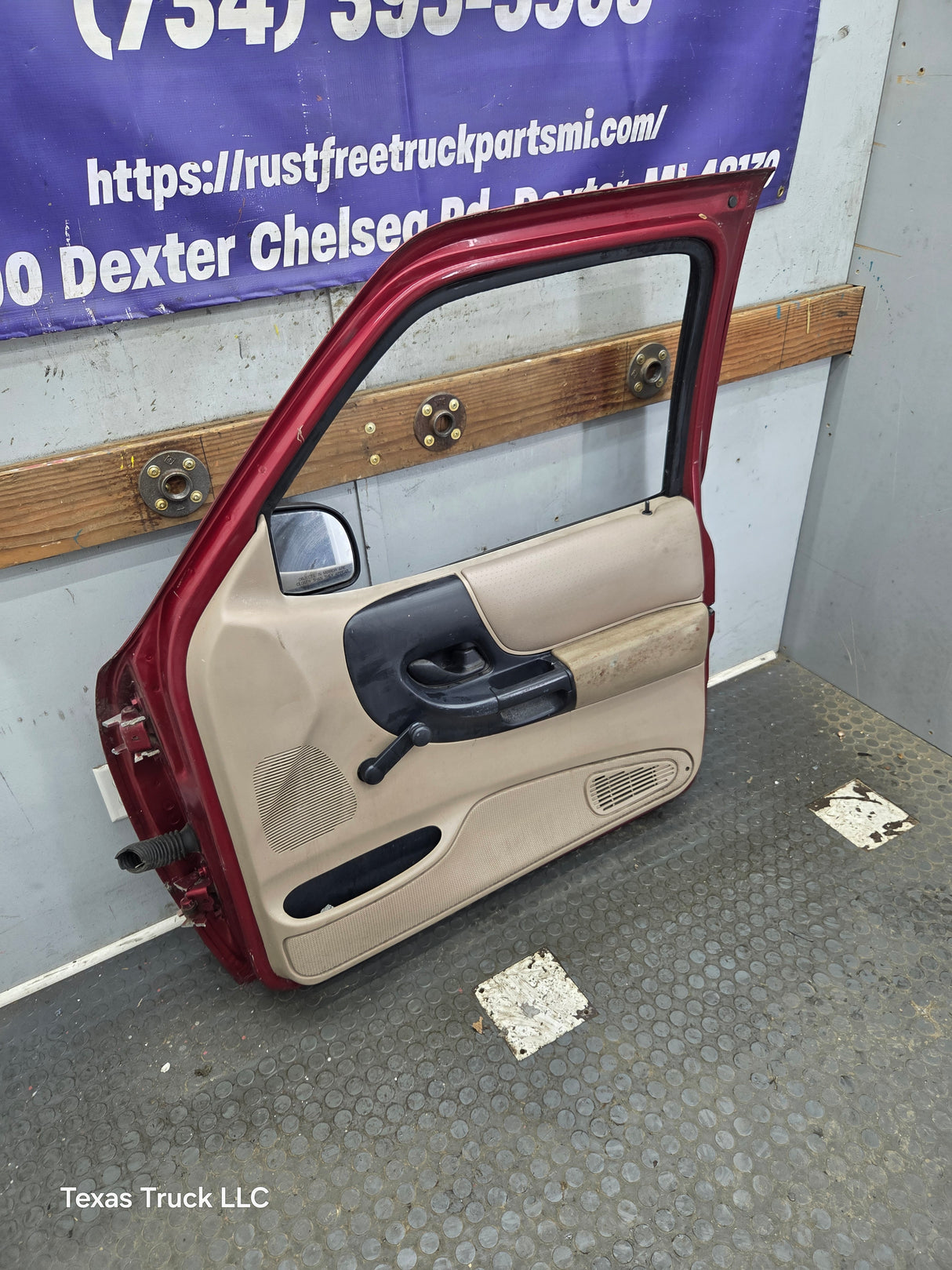 1993-2002 Ford Ranger Passenger Side Front Right Hand Door