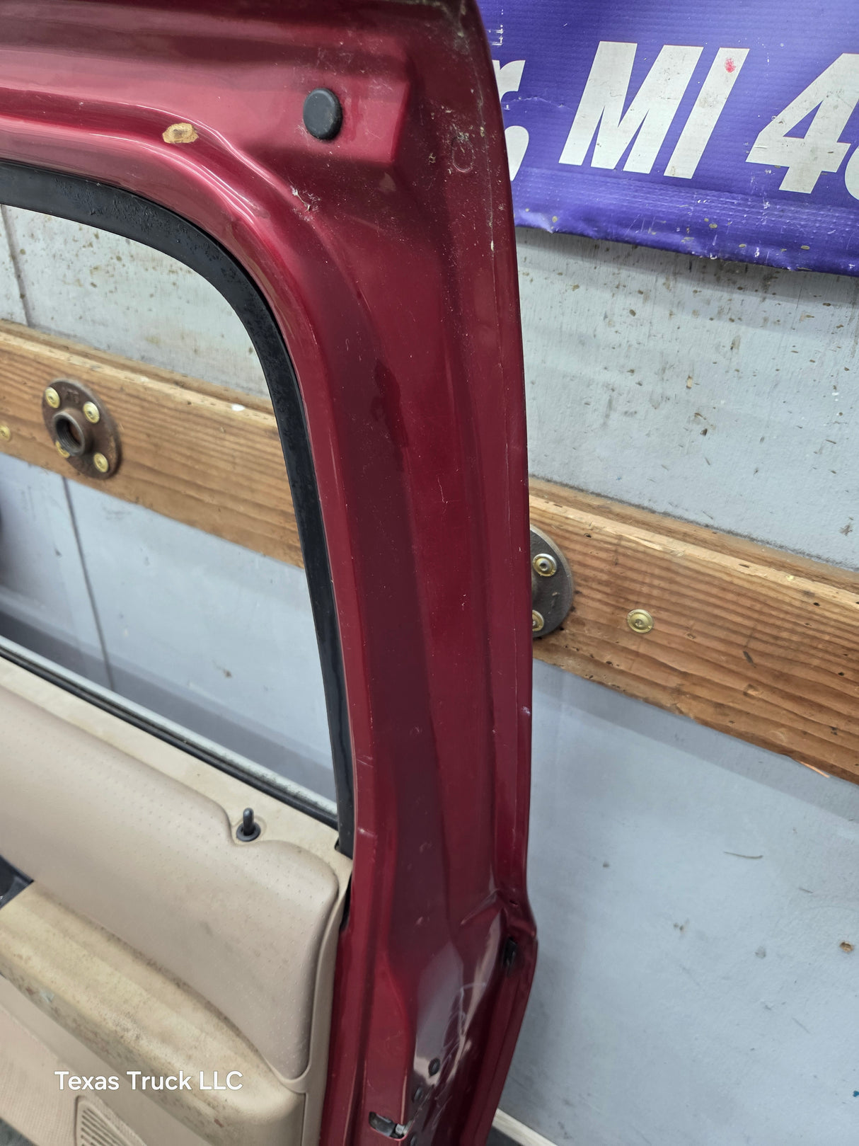 1993-2002 Ford Ranger Passenger Side Front Right Hand Door