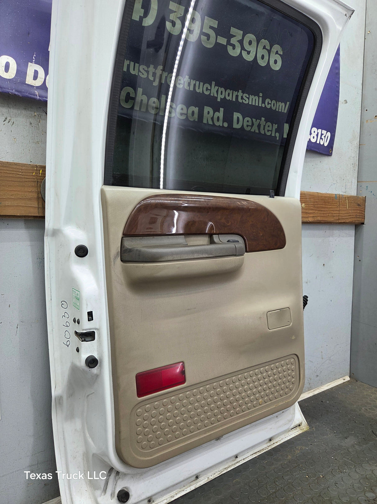 1999-2011 Ford Super Duty LH Driver Side Rear Crew Cab Door F250 F350 F450 F550