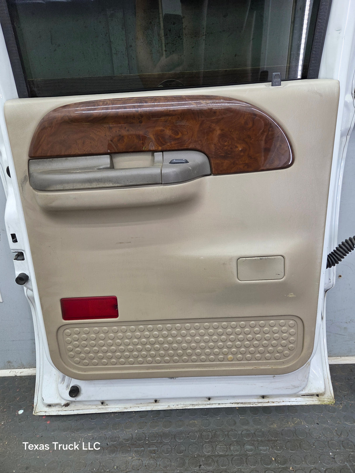 1999-2011 Ford Super Duty LH Driver Side Rear Crew Cab Door F250 F350 F450 F550