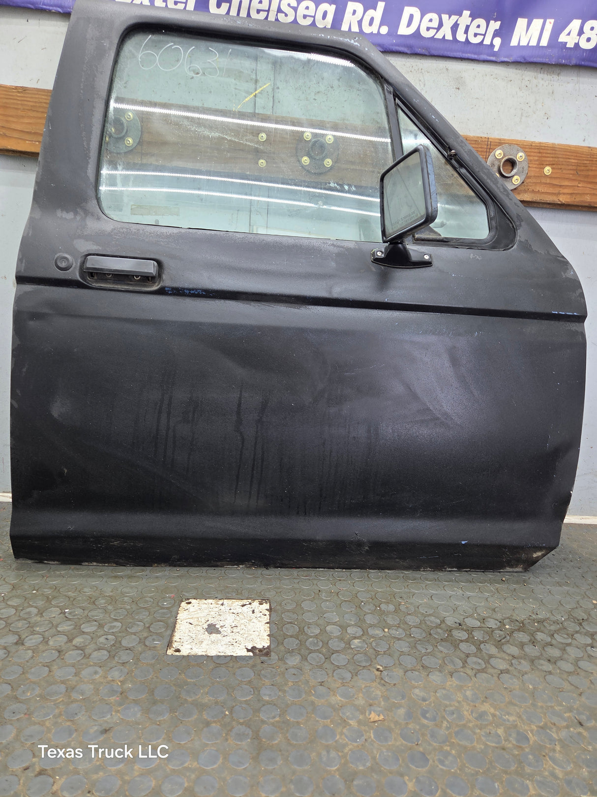1983-1988 Ford Ranger Passenger Side Front Right Hand Door