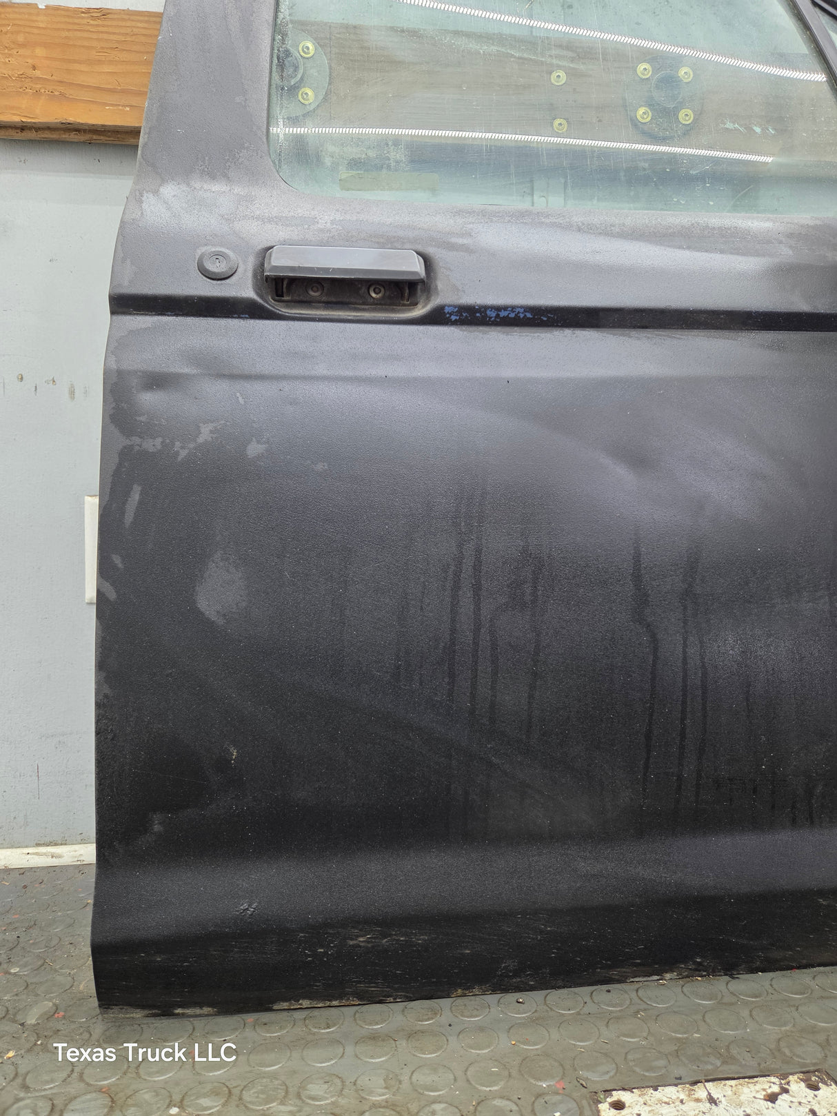 1983-1988 Ford Ranger Passenger Side Front Right Hand Door
