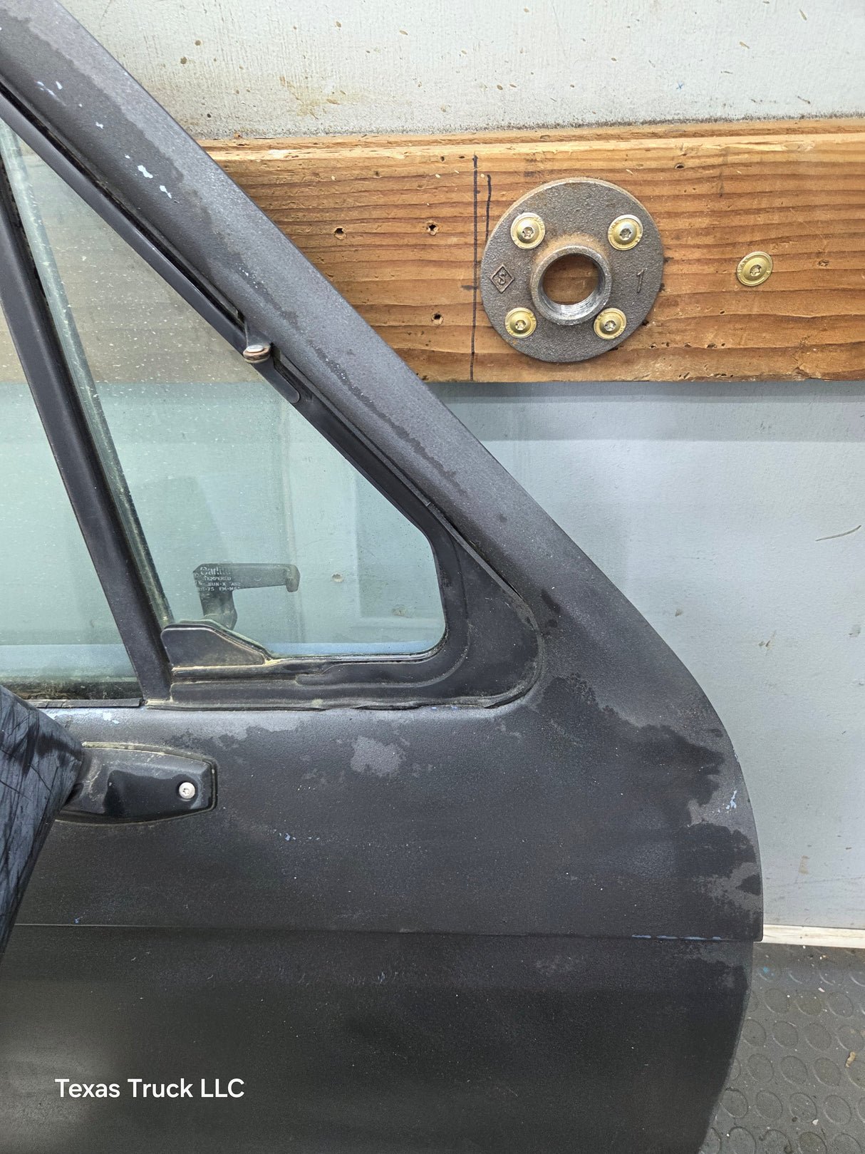 1983-1988 Ford Ranger Passenger Side Front Right Hand Door