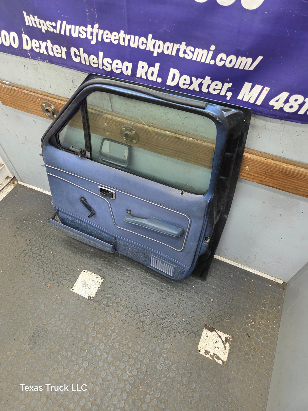 1983-1988 Ford Ranger Passenger Side Front Right Hand Door