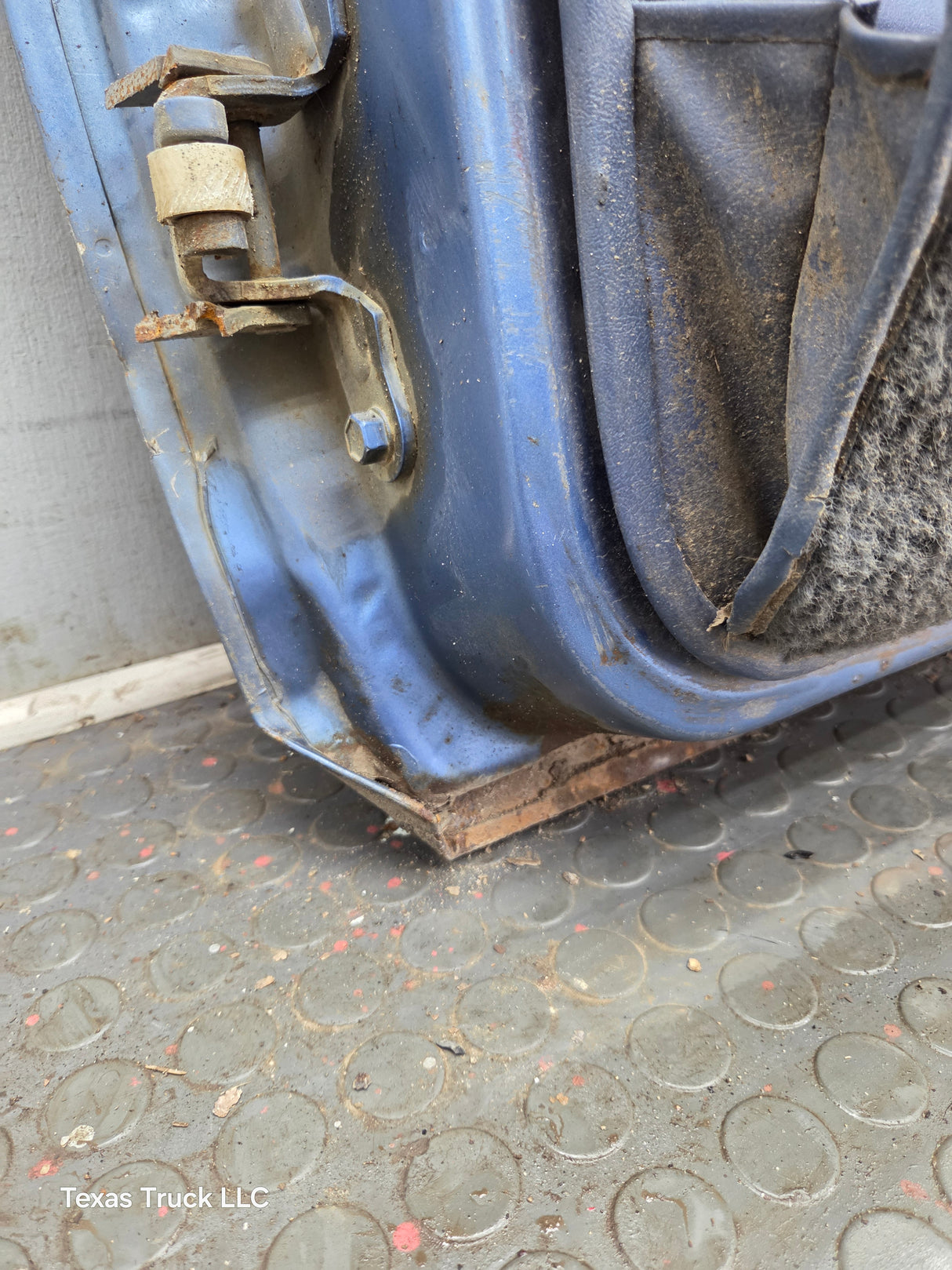 1983-1988 Ford Ranger Passenger Side Front Right Hand Door