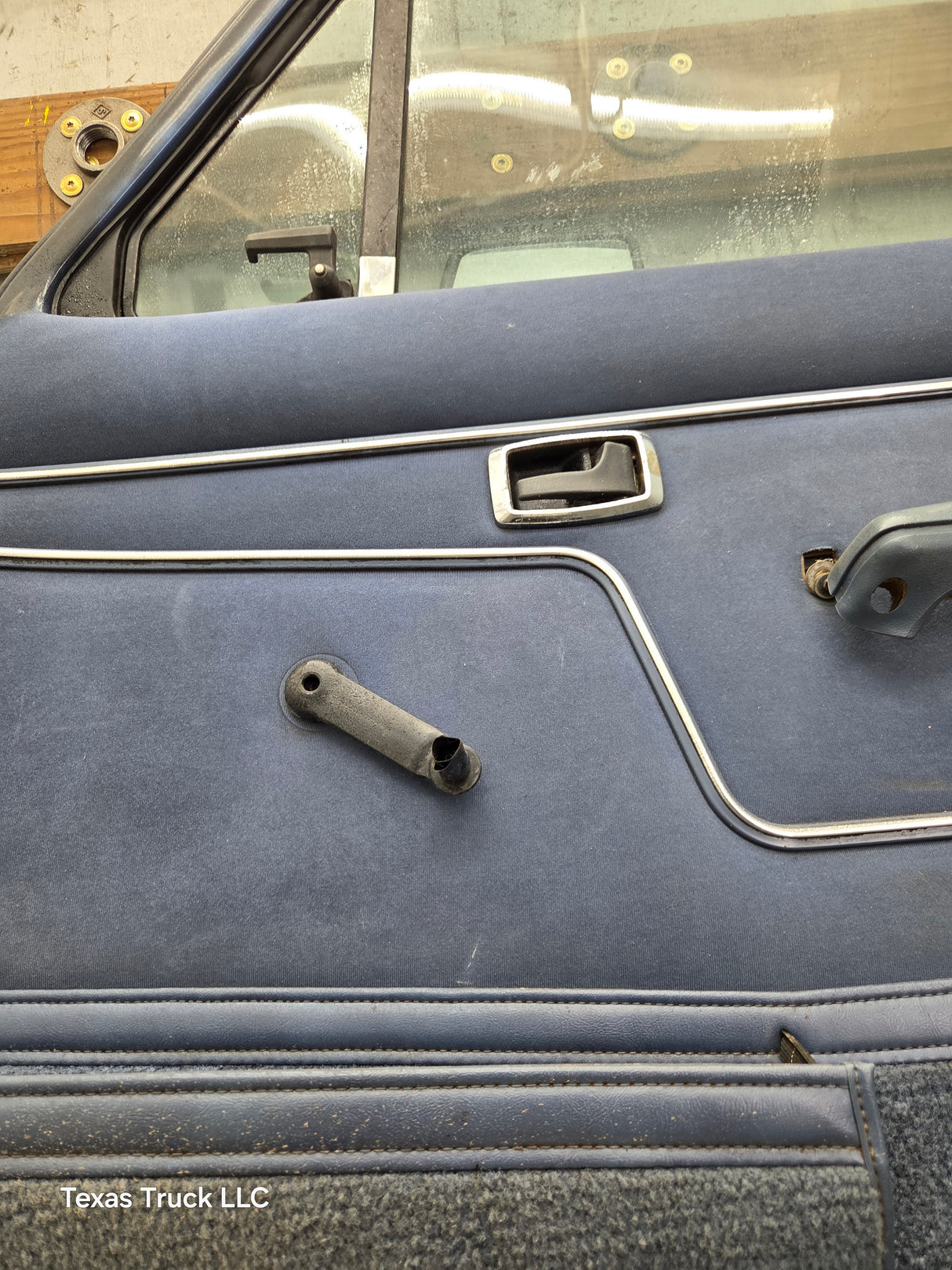 1983-1988 Ford Ranger Passenger Side Front Right Hand Door