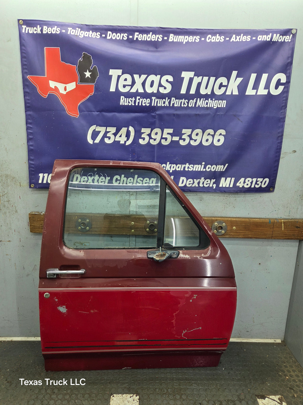 1980-1986 Ford F Series F250 F350 F450 F550 Passenger Side Front Door RH