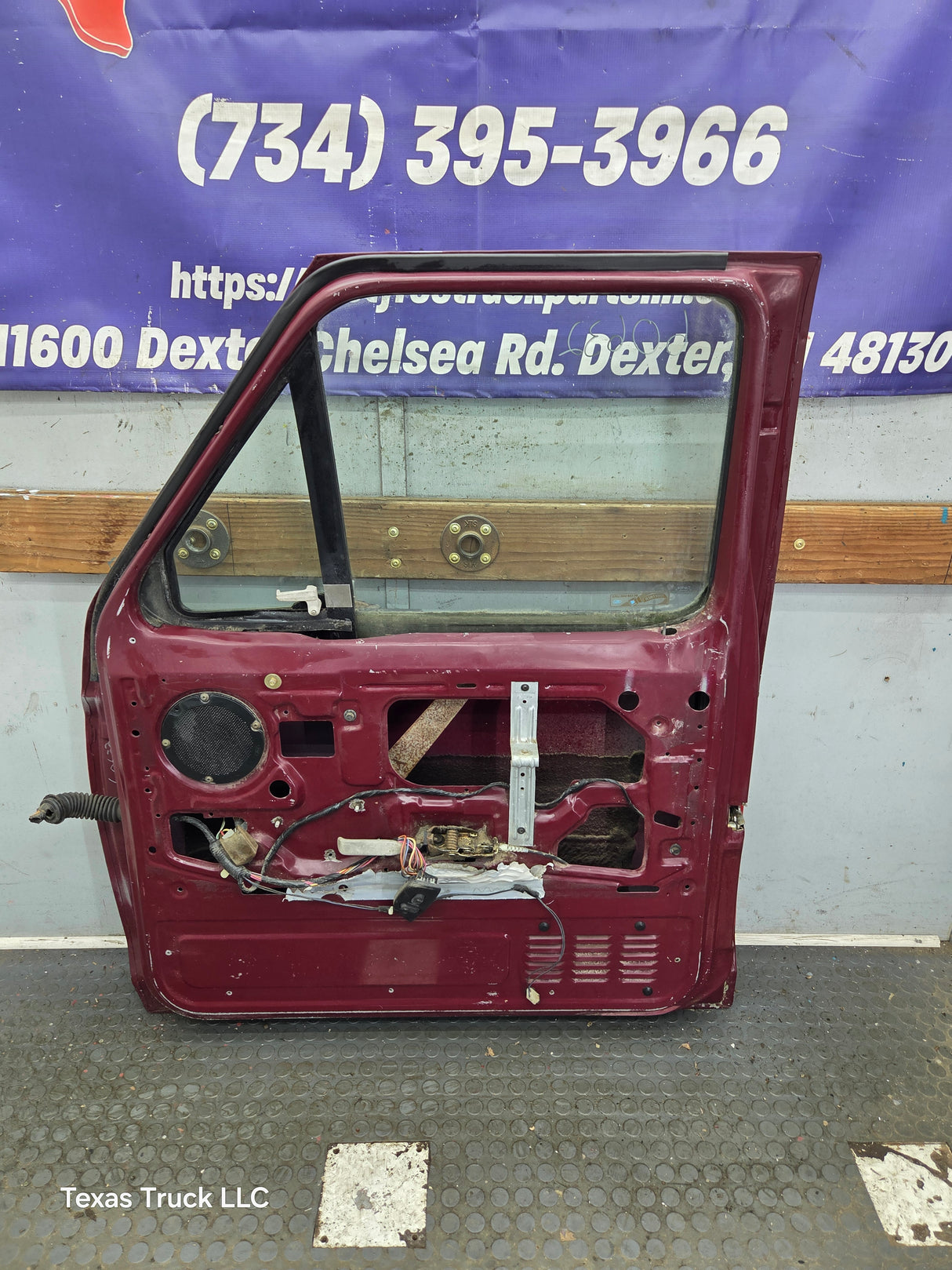 1980-1986 Ford F Series F250 F350 F450 F550 Passenger Side Front Door RH