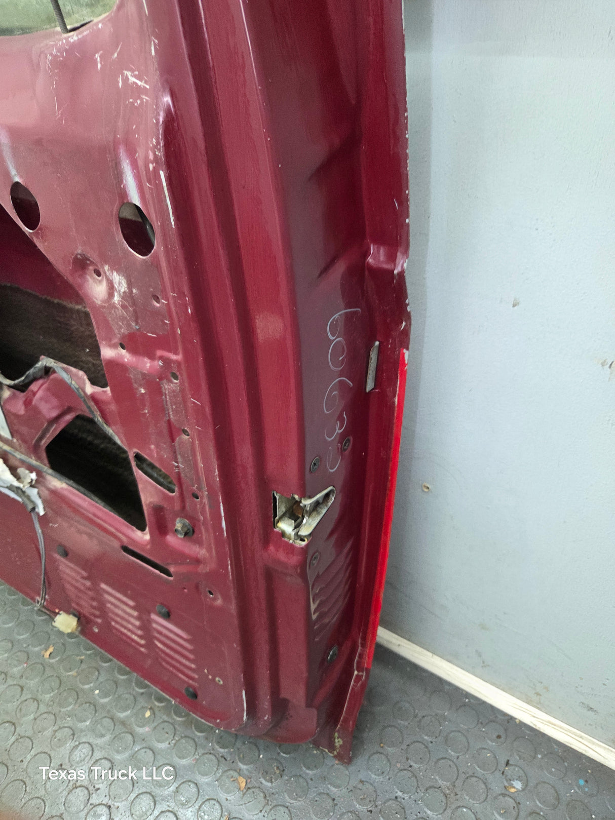 1980-1986 Ford F Series F250 F350 F450 F550 Passenger Side Front Door RH