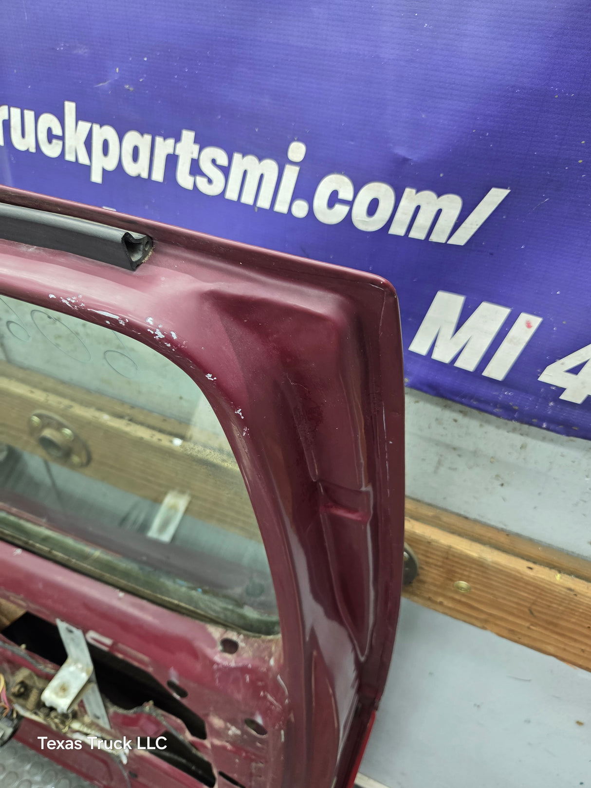 1980-1986 Ford F Series F250 F350 F450 F550 Passenger Side Front Door RH
