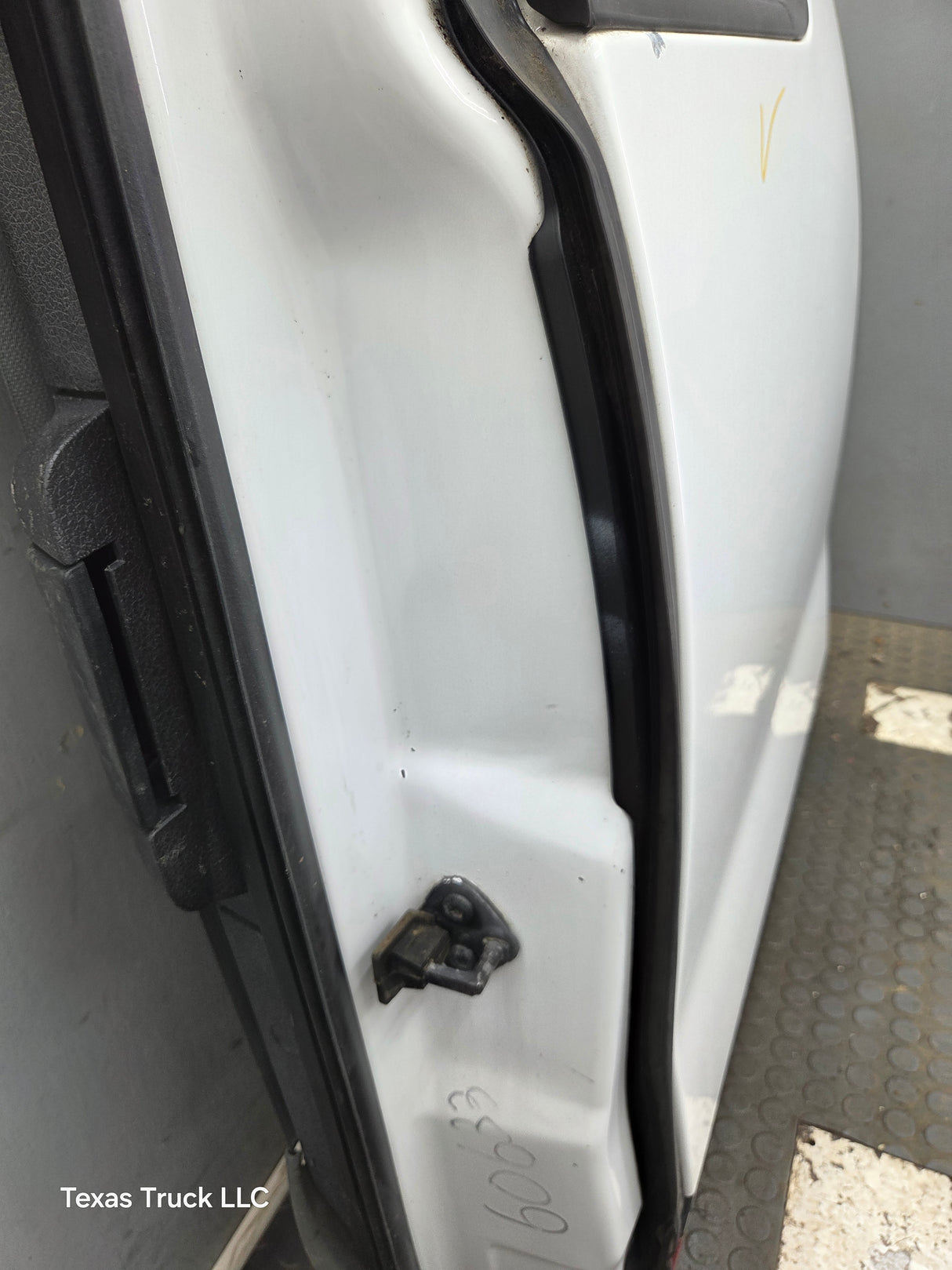2009-2014 Ford F150 Rear Driver Side LH Extended Cab Door