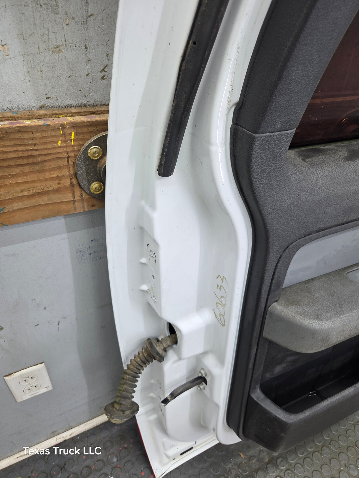 2009-2014 Ford F150 Rear Driver Side LH Extended Cab Door
