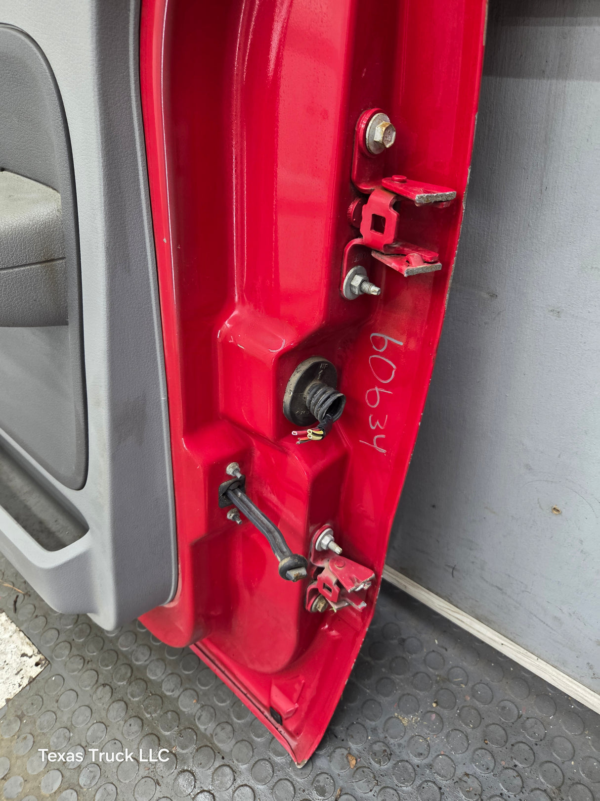 2009-2014 Ford F150 Rear Passenger Side RH Extended Cab Door