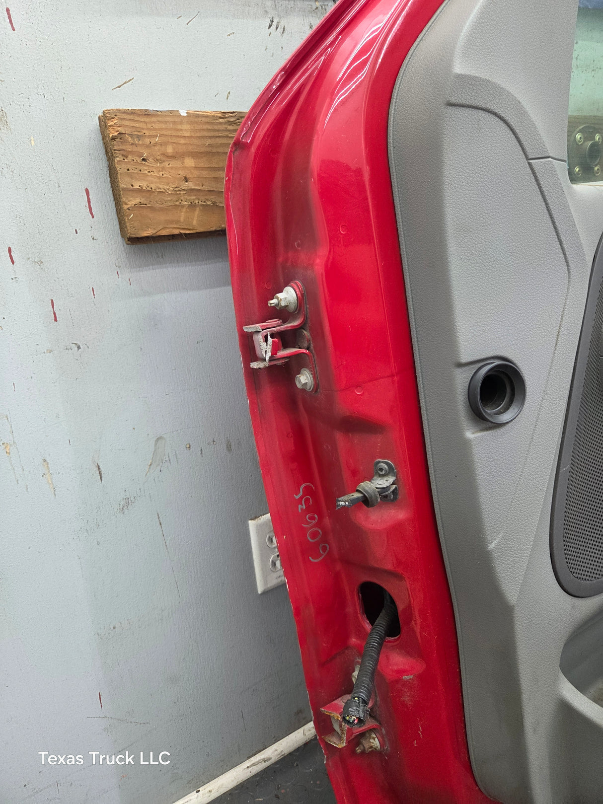 2004-2008 Ford F150 Extended/Regular Cab Passenger Side Front Door RH