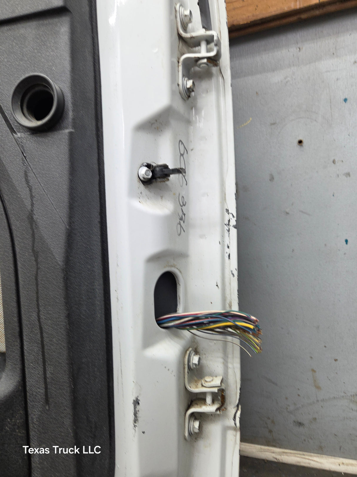 2004-2008 Ford F150 Driver Side Extended/Regular Cab Front Door LH