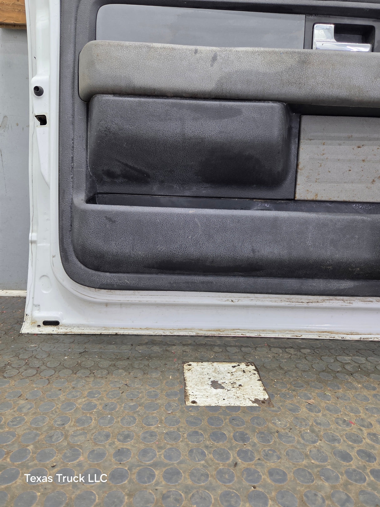 2004-2008 Ford F150 Driver Side Extended/Regular Cab Front Door LH